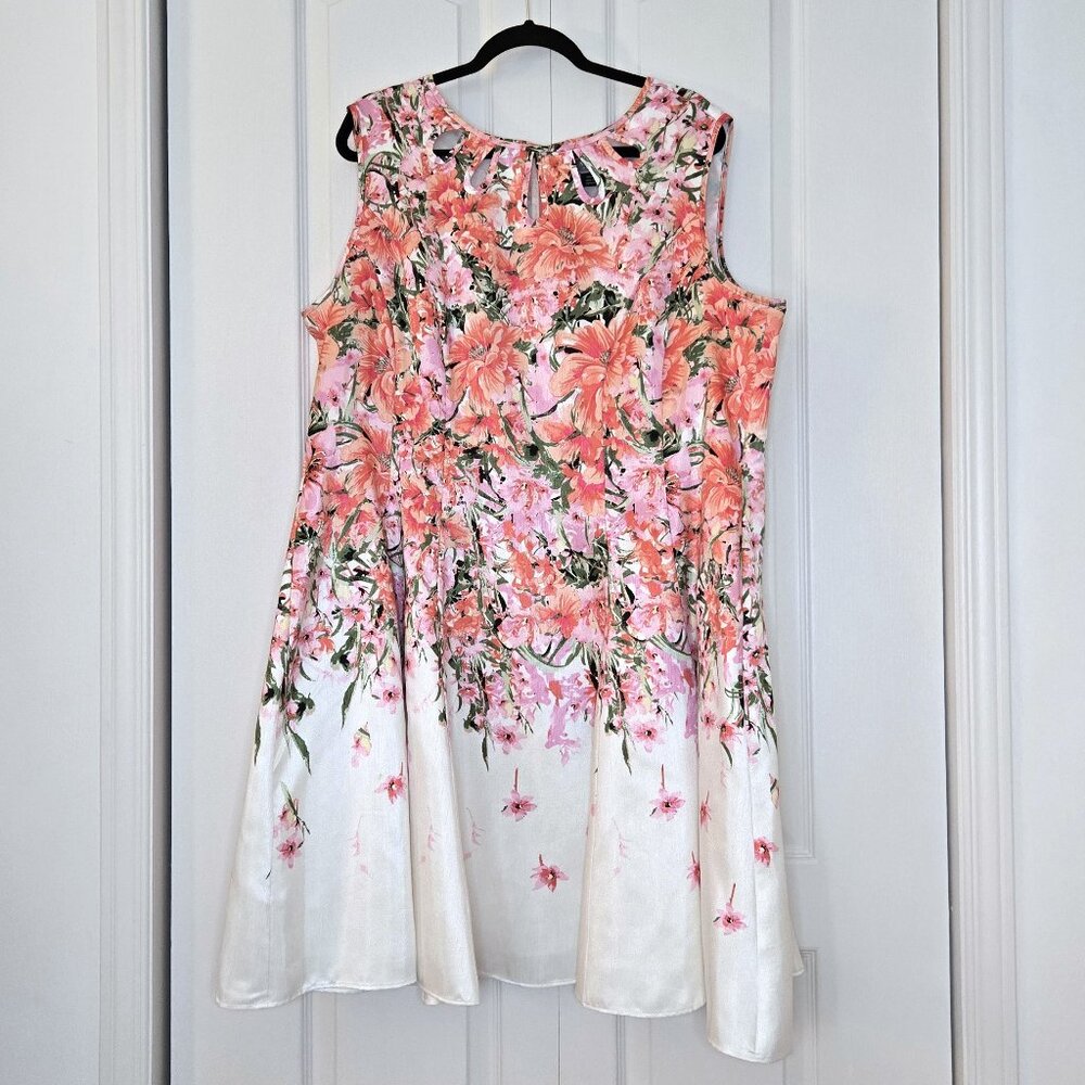 Laura Plus Pink & White Floral Print Fit & Flare Dress w/ Cut-out Neckline | 20W
